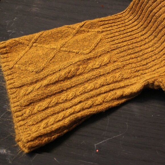 Olive & Oak Sweater Dress - Picture 4 of 4